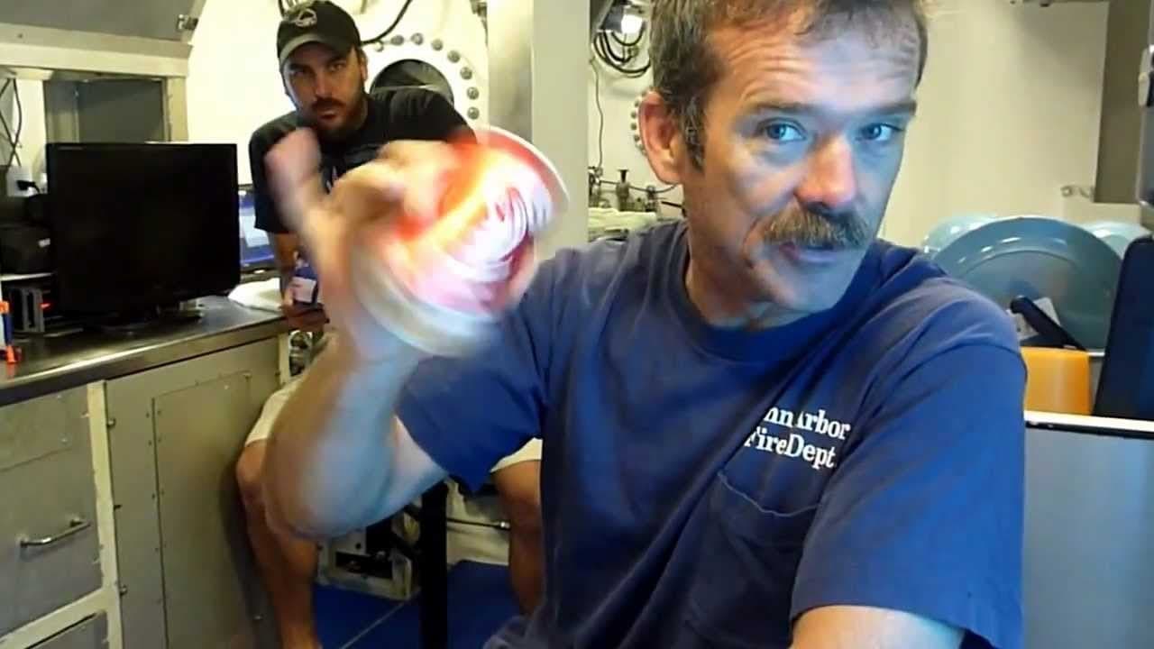 chris hadfield / YouTube